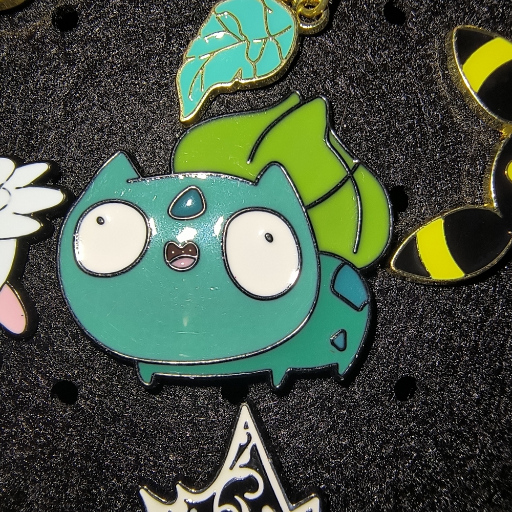 Pokemon Green & Teal Bulbasaur Enamel Pin